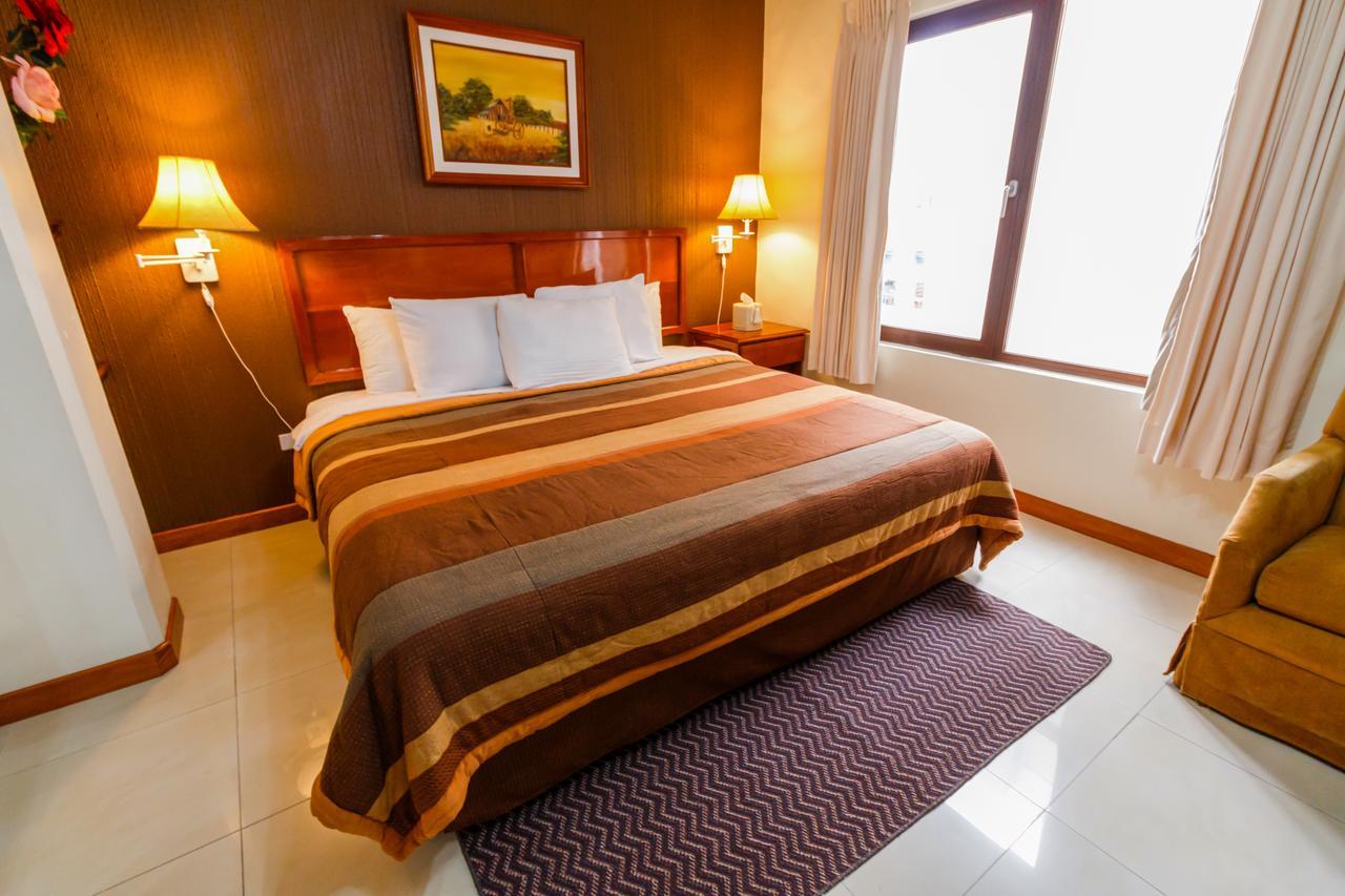 Hotel Anna Inn Olintepeque Екстериор снимка