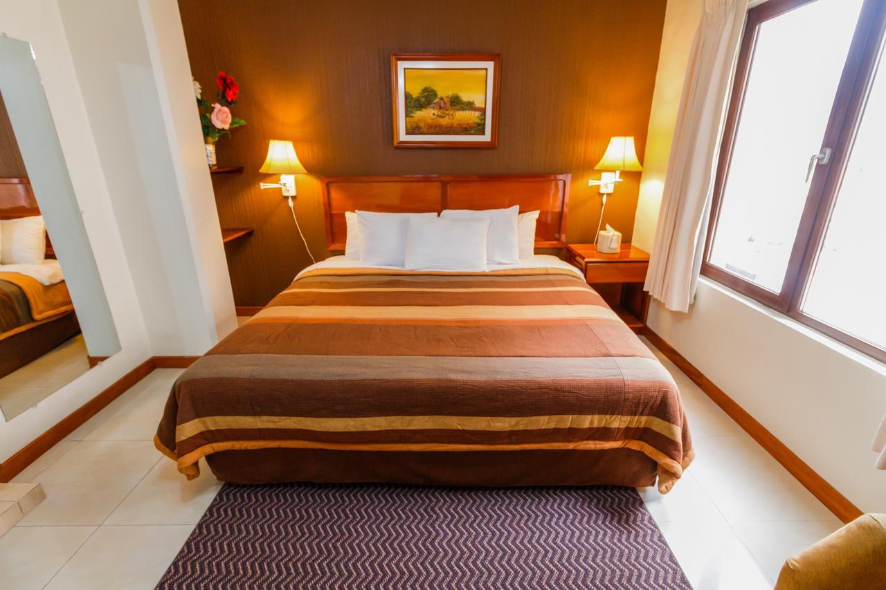 Hotel Anna Inn Olintepeque Екстериор снимка